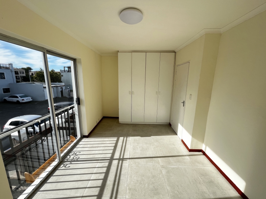 To Let 2 Bedroom Property for Rent in Parklands Western Cape